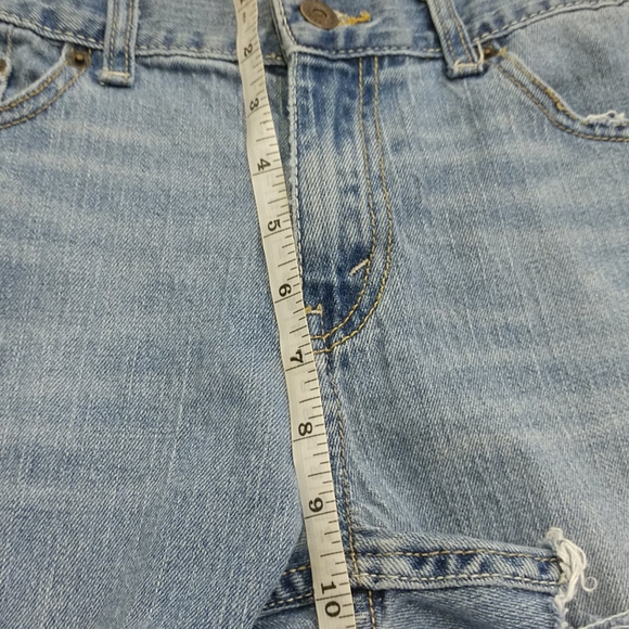 Levi's cut off jean shorts - Picture 4 of 6